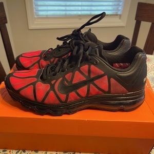 Women’s Nike Air Max+ 2011